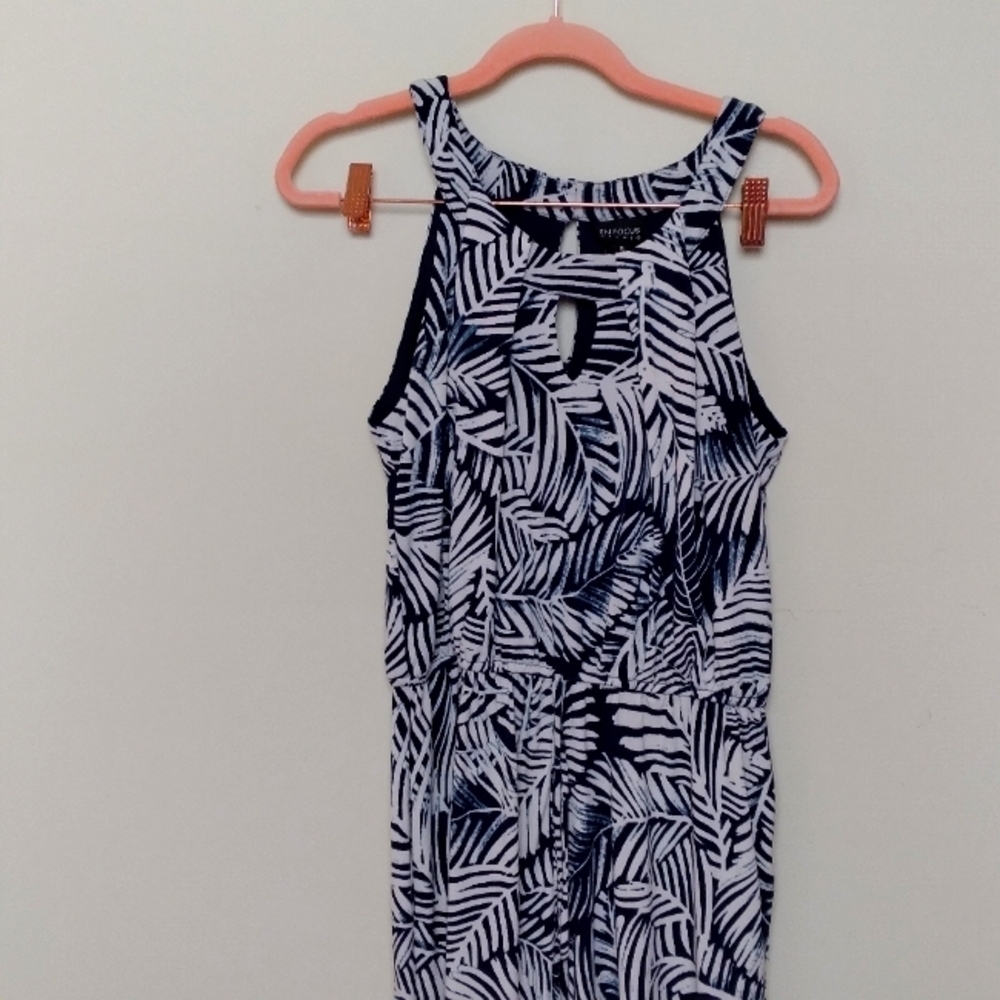 Enfocus Studio Navy Blue & White Tropical Leaf Print Sleeveless Jumpsuit Size 8
